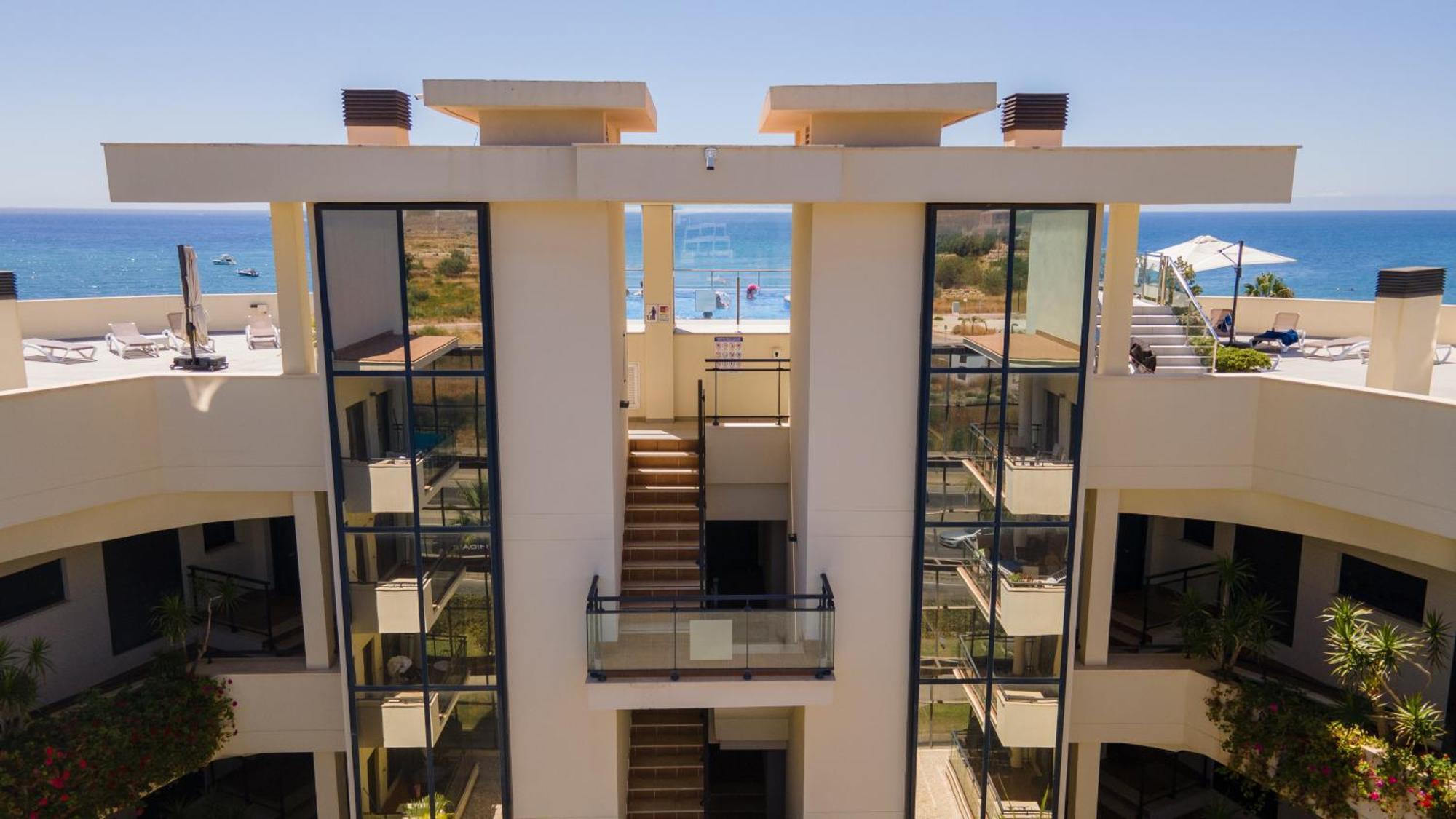 Hello Cosmo Apartment Estepona Exterior foto