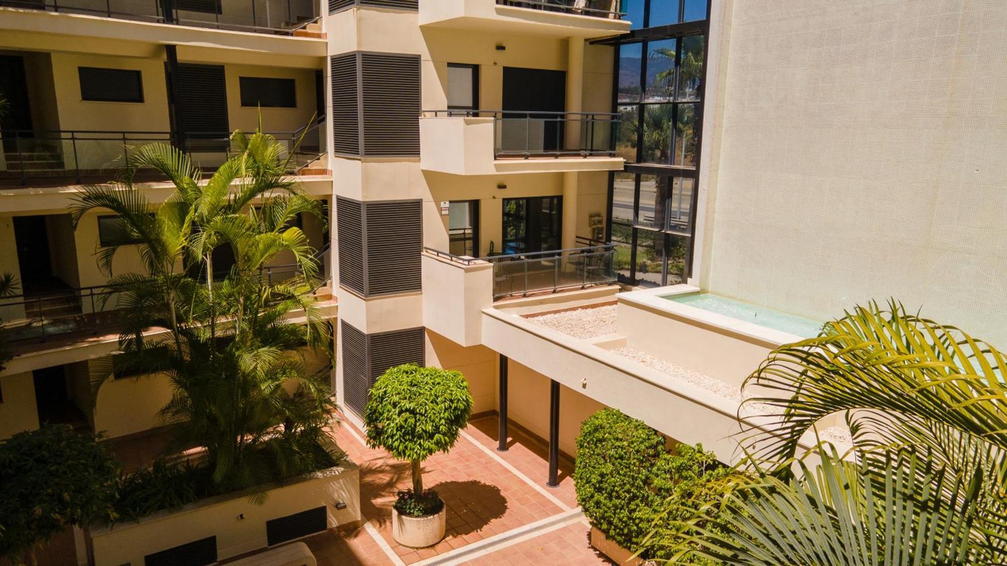 Hello Cosmo Apartment Estepona Exterior foto